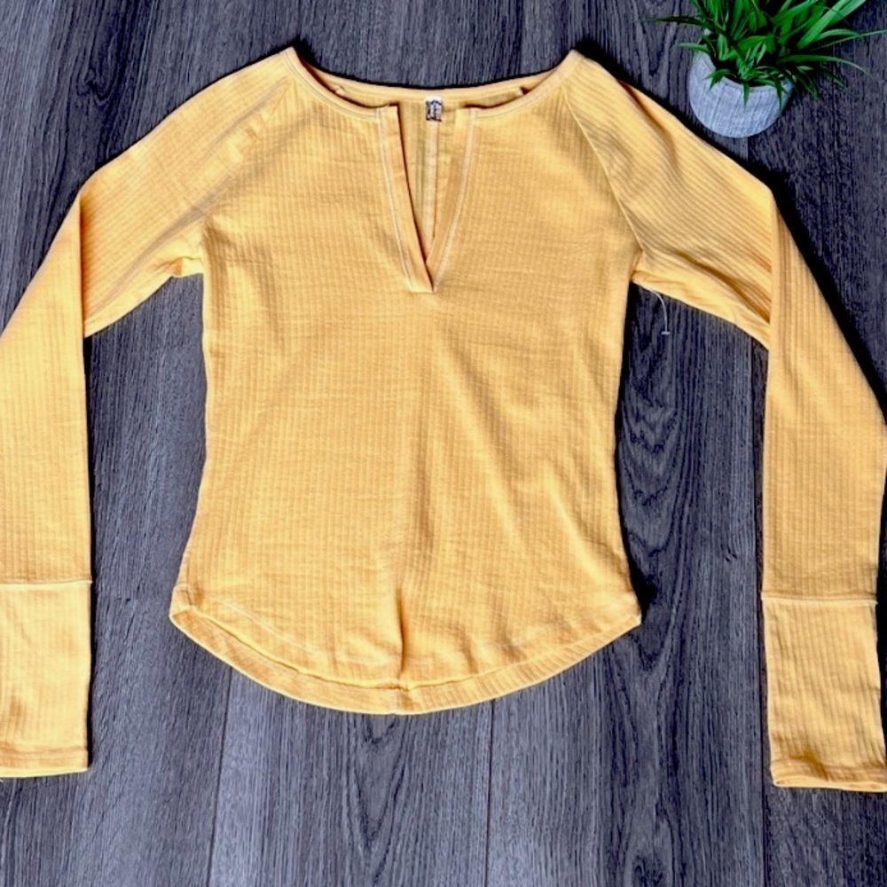 Free People Billie Spilt Neck Layering Top Size Medium